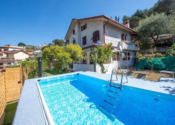 Casa Del Sole: Relax & Charme Nella Riviera Ligure